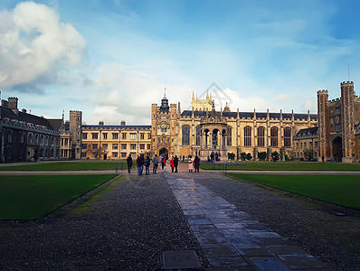 英国剑桥大学三学院令人印象深刻的伟大法庭观背景