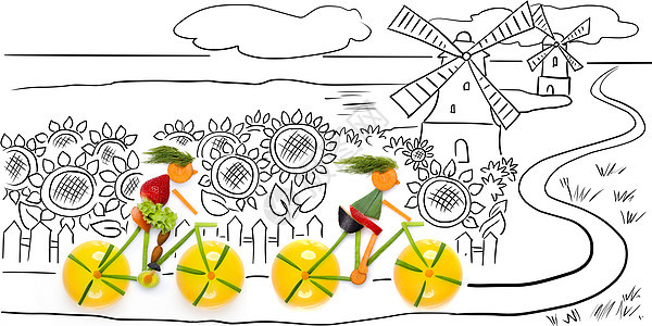 水果蔬菜形状的妇女骑自行车图片