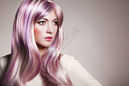 美丽的时尚模特女孩,五颜六色的染发化妆发型完美的女孩完美健康染发的模特彩虹发型图片