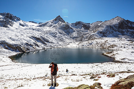 徒步山土耳其东部的卡卡尔山徒步旅行,秋天的季节背景