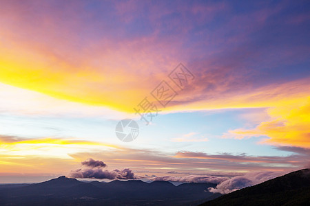 萨尔瓦多的火山美丽的火山塞尔弗德公园萨尔瓦多日落高清图片