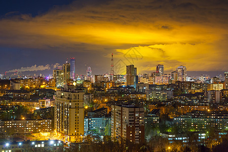 俄罗斯叶卡捷琳堡的夜景图片