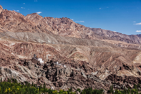 巴斯修道院巴索贡帕佛教寺院拉达克,巴索修道院拉达克,背景