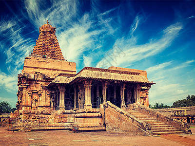复古效果过滤了著名旅游地标塔米尔纳杜布里哈迪什瓦拉Brihadishwarar寺庙的皮利格里马奇遗址的时髦风格形象坦图片
