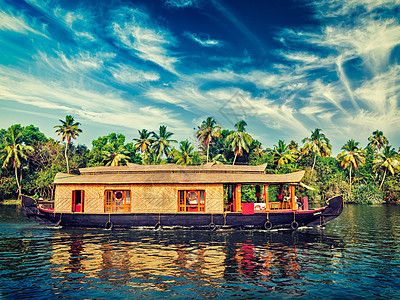 旅行旅游喀拉拉背景复古效果过滤时髦风格的形象,游艇喀拉拉背水喀拉拉邦,印度印度喀拉拉背水上的游艇图片