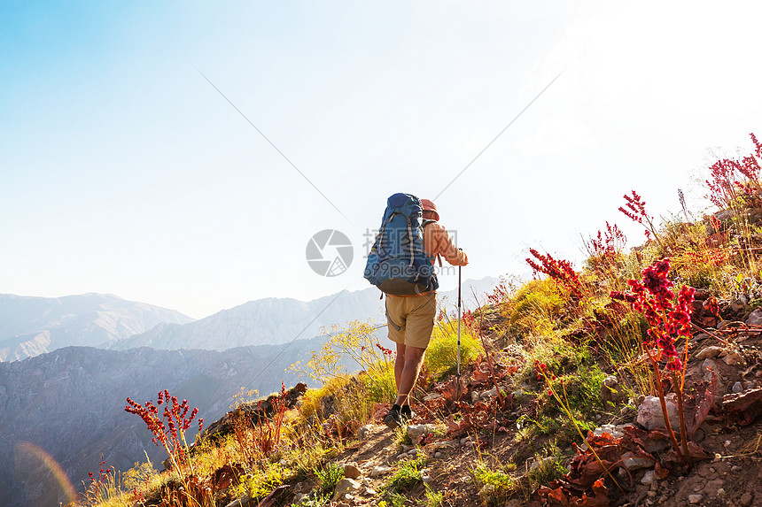 乌兹别克斯坦的钦根山徒步旅行图片