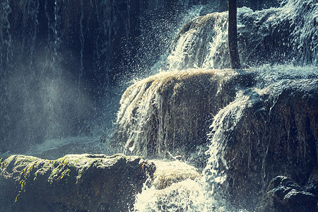 水梯级背景图片