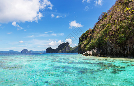 令人惊叹的海景海湾山区岛屿,巴拉望,图片