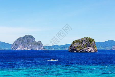 令人惊叹的海景海湾山区岛屿,巴拉望,菲律宾图片