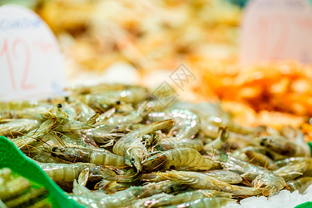 海鲜市场的新鲜虾图片