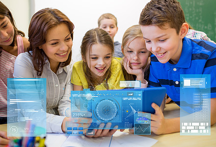儿童学电脑教育,小学,学,技术人的群孩子与教师期待平板电脑课堂上的虚拟屏幕投影群学校老师平板电脑的孩子背景