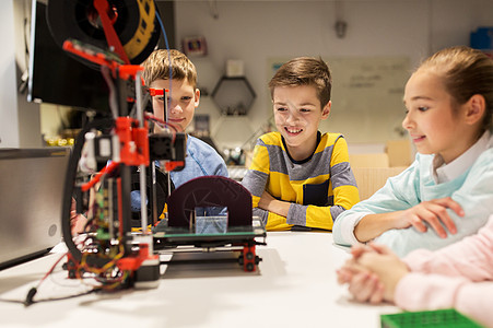 教育,儿童,技术,科学人的群快乐的孩子与3D打印机机器人学校课程机器人学校3D打印机的快乐孩子设备高清图片素材