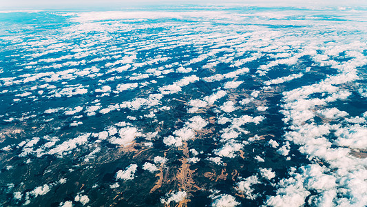 飞越美丽的地球云景观图片