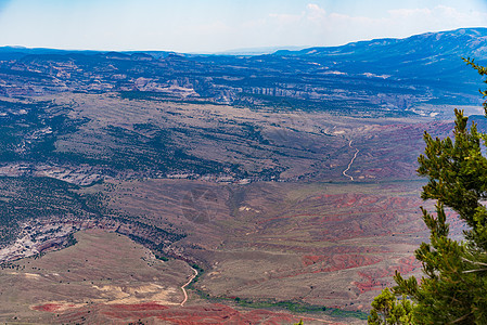 峡谷俯瞰龙纪念碑,科罗拉多州图片