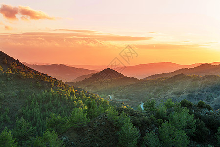 北塞浦路斯塞浦路斯山脉的风景背景