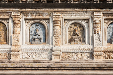 印度比哈尔邦加亚区马哈博迪寺庙装饰浮雕板图片