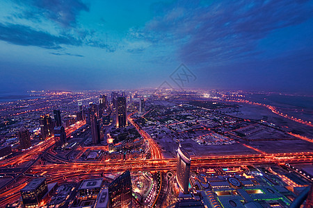 迪拜夜天际线迪拜街道晚上迪拜alyaqoub塔迪拜千广场迪拜酋长扎耶德路晚上迪拜夜景迪拜城市景观夜图片