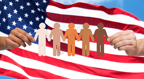 社区,单位,人口,种族人类的多种族夫妇手握纸链的人象形文字美国背景图片