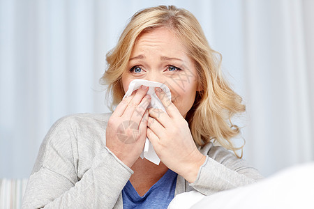 保健,流感,卫生人们的生病的女人鼻子纸巾图片
