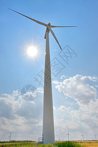 替代能源的风力涡轮机图片