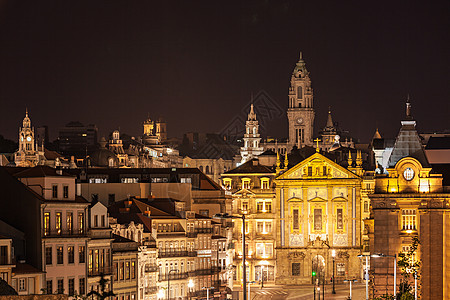 市中心夜景,波尔图,葡萄牙北部图片
