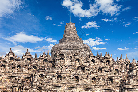 印度尼西亚爪哇中部Borobudur寺的佛塔图片