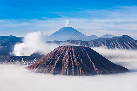 布罗莫,巴托克塞梅鲁火山,爪哇岛,印度尼西亚图片