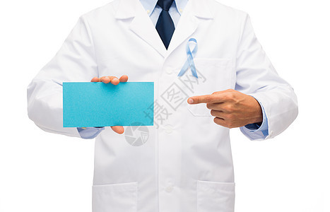 医疗保健,广告,人医学男医生穿着白色外套与天蓝色前列腺癌意识丝带持空白纸图片