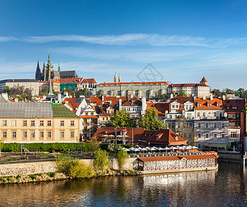 伏尔塔瓦河上看马拉斯特拉纳布拉格城堡布拉格,捷克共国图片