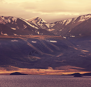 蒙古的霍顿湖图片