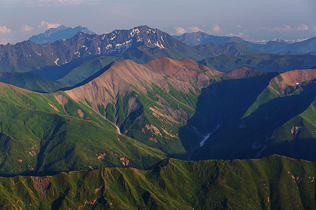 大高加索山脉图片