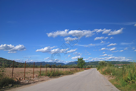 乡村公路的天空图片