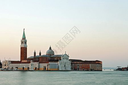 意大利威尼斯日出教堂的建筑图片