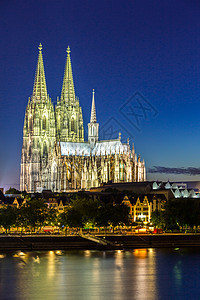科隆大教堂沿莱茵河德国图片