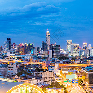 华住酒店全景曼谷中央火车站与天际线城市景观日落泰国背景