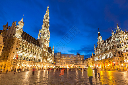 比利时布鲁塞尔的大地方日落黄昏图片