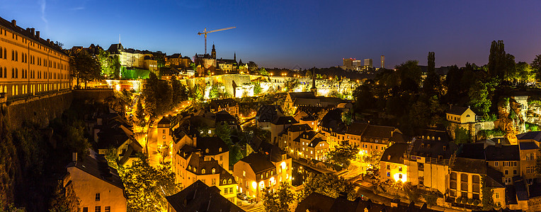 卢森堡城市日落顶部景观卢森堡全景卢森堡城市夜景全景图片