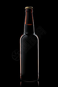 啤酒瓶隔离黑色图片
