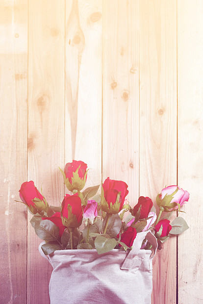 美丽的情人节玫瑰,老式过滤图像图片