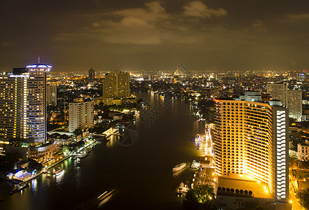 曼谷城市夜景与河流,泰国图片