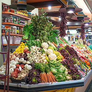 新鲜农产品西牙巴塞罗那当地农贸市场出售当地农贸市场的新鲜农产品图片