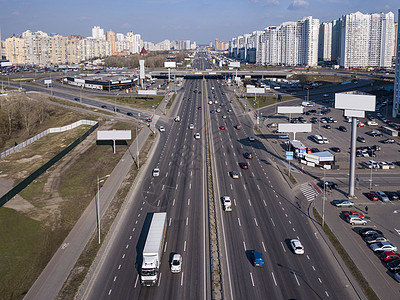 无人机乌克兰基辅的卡基区的鸟瞰图,包括高速公路道路交叉口现代建筑无人机波兹尼亚克区MykolyBazhana图片