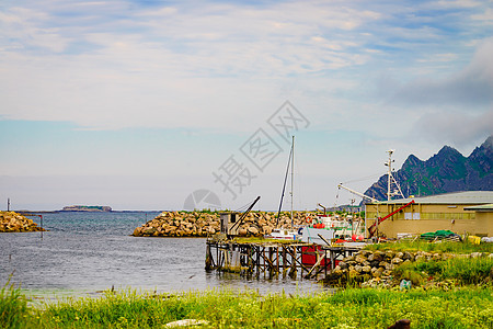 夏季钓鱼港,布莱克村安多亚岛,维斯特拉伦群岛博里克村的渔港,安多亚岛图片