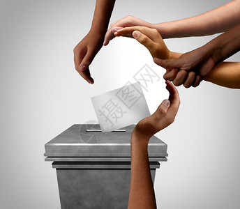 作为民主的选和投票人的多样概念和不同手在投票站如同多文化手拿着一张带有3个插图要素的空白纸图片