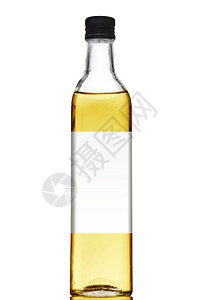 白上隔着空标签的橄榄油瓶图片