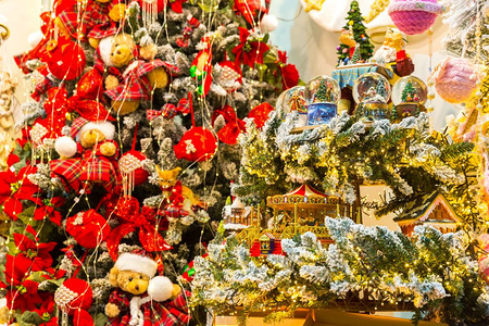 圣诞节装饰Xmas树装饰设计新年冬季假日庆祝活动图片