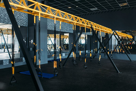 空的现代运动中心无人健身的体育馆俱乐部室内健身俱乐部图片