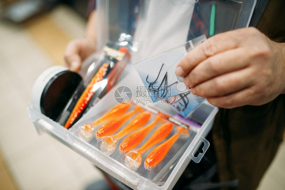 鱼获和狩猎的设备工具商店展品的附属选择鱼饵种类等图片