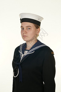 年轻的海军水手孤立在白色背景图片