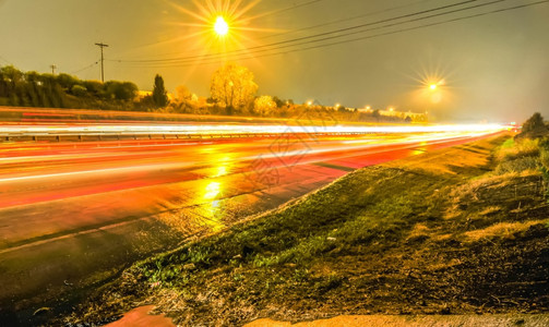 雨后的公路图片